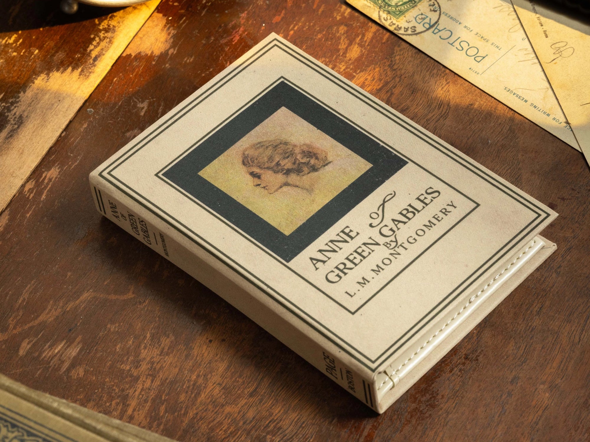 Anne of Green Gables Passport / Notebook Wallet