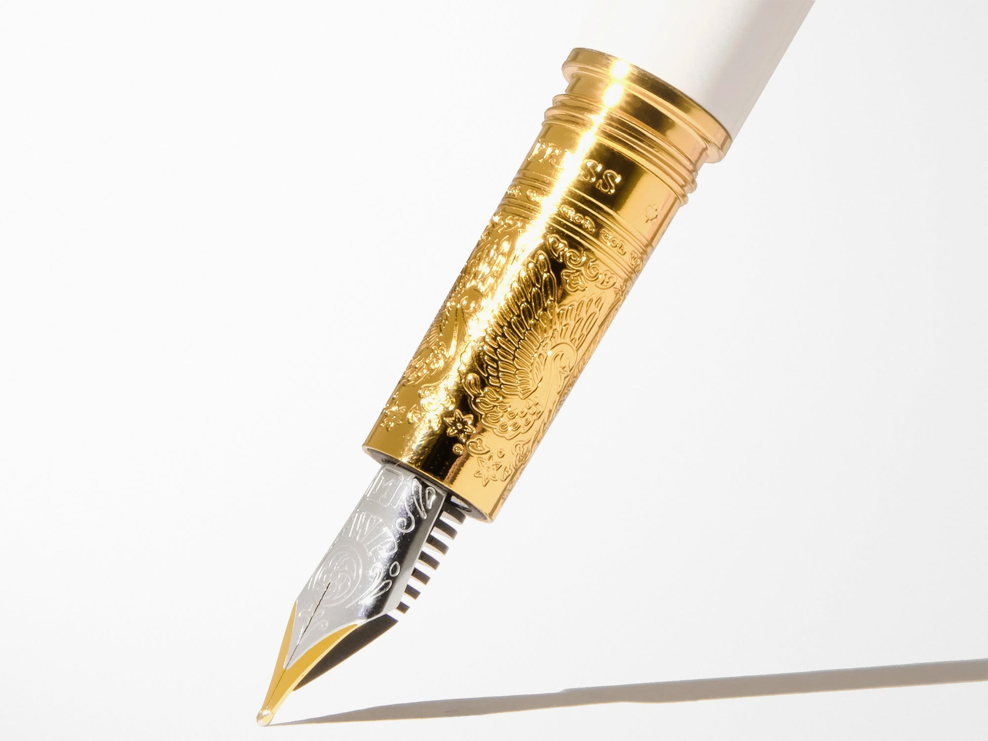 The Bijou Fountain Pen - Fabled Feather